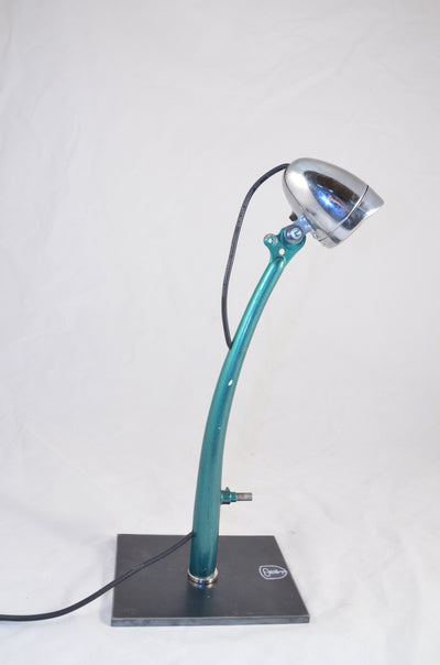 Lampe M