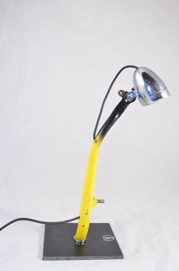 Lampe M