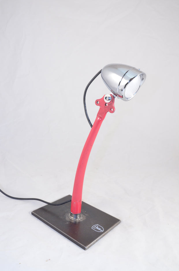 Lampe S