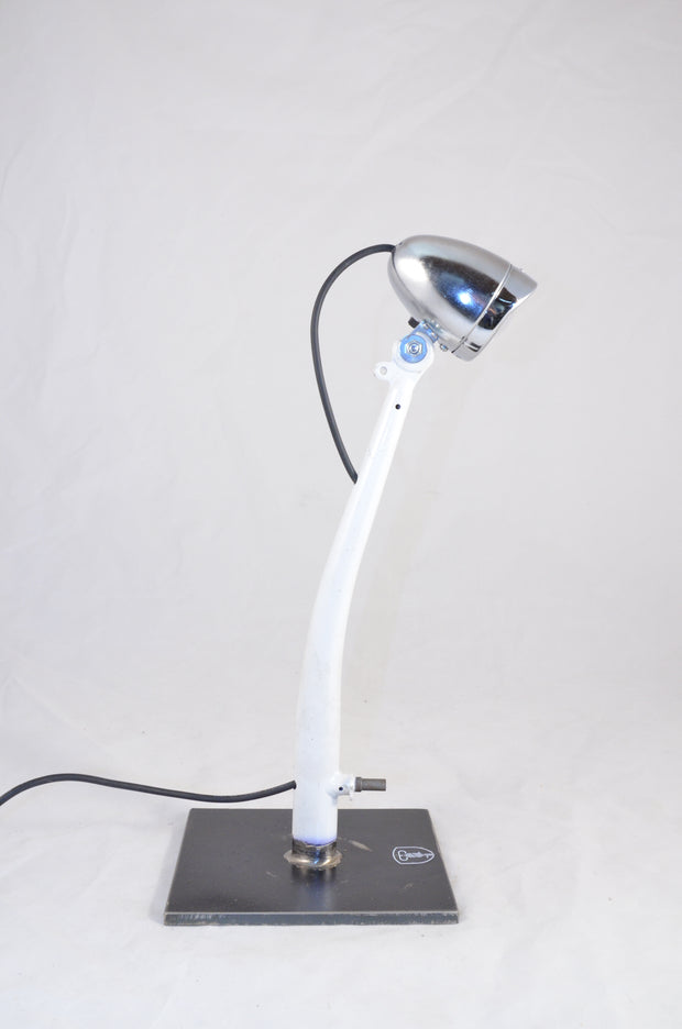 Lampe S