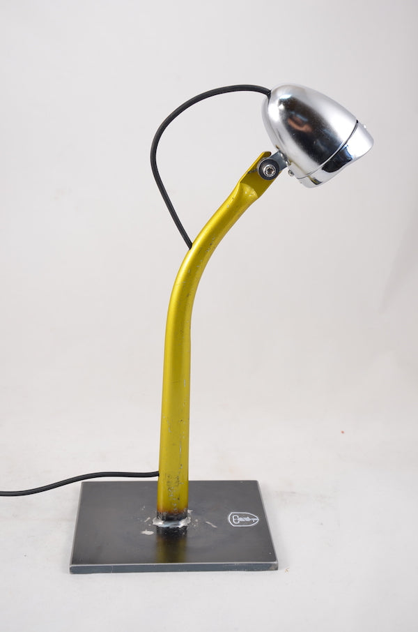 Lampe S