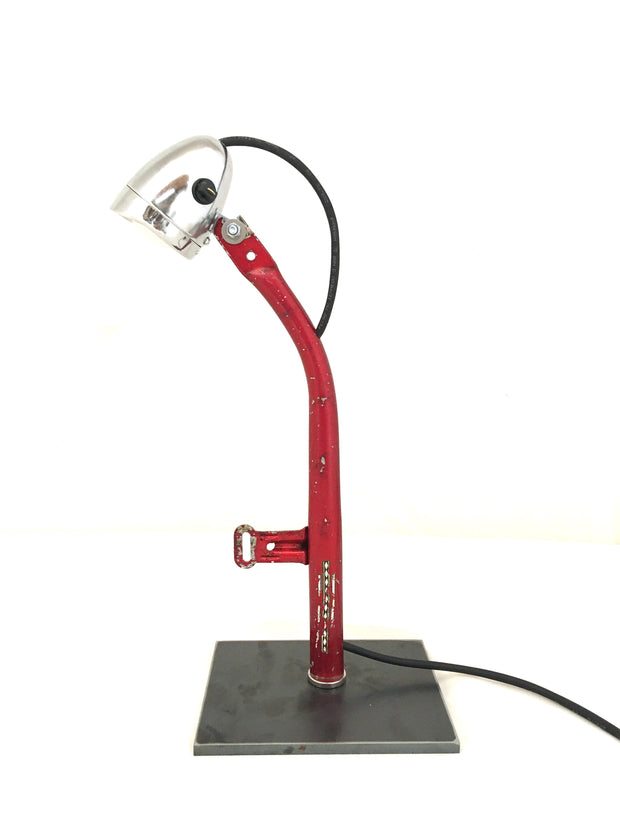 Lampe M