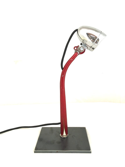 Lampe M