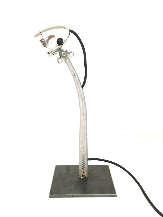 Lampe M